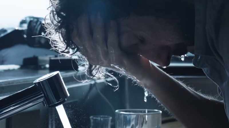 (water splashes)