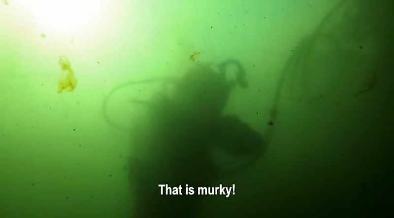[water splashing]