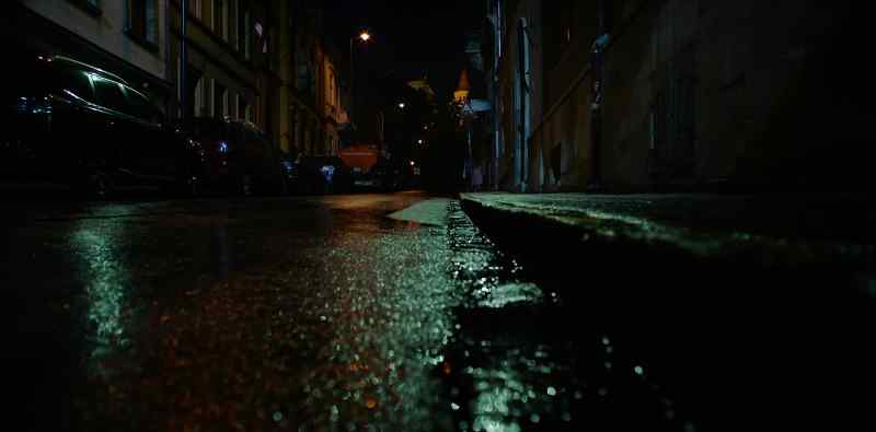 (water trickling)