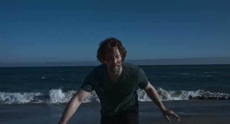 (waves sloshing)