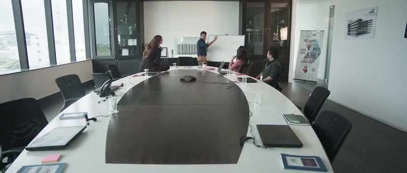 We are here to plan a separation between Mouna and her husband