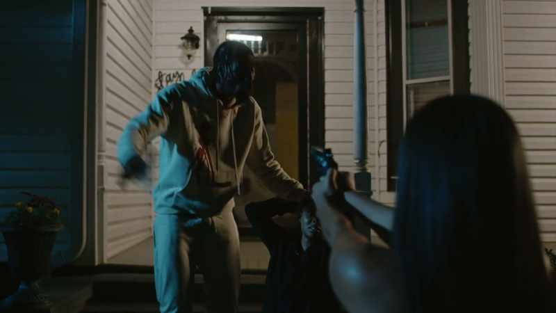 We can kill this bitch right here, right now