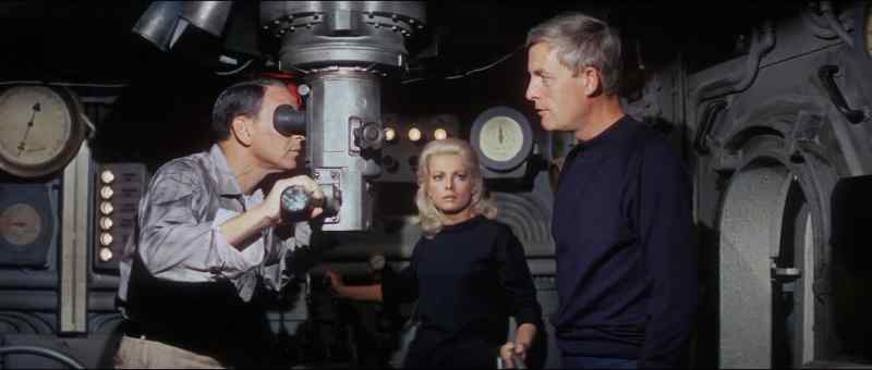 We could blow her apart with just one torpedo