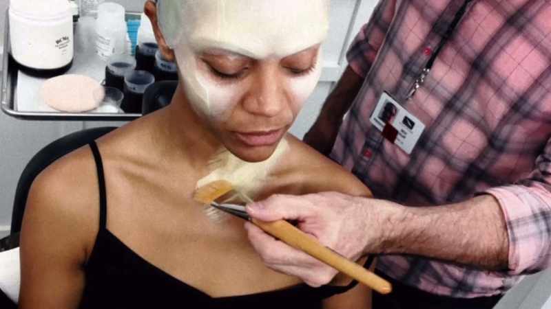 We covered the eyebrows with prosthetic makeup