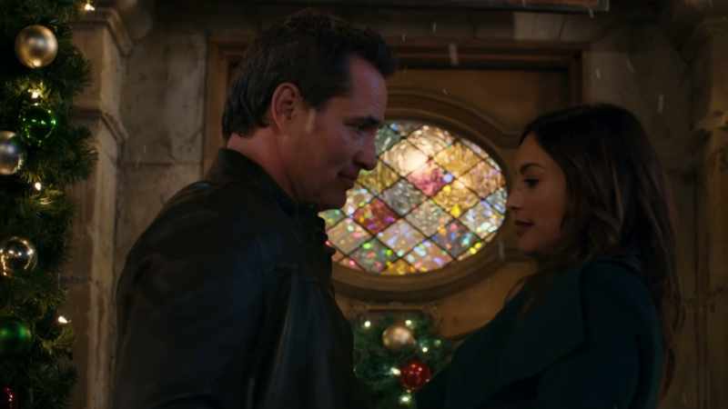 We don't want to upset the mistletoe tradition