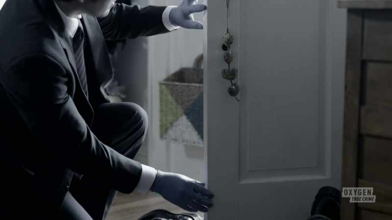 We found there was no forced entry into robert's apartment