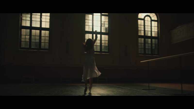 �� We go where they glow in the dark ♪