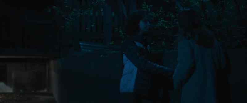 We gotta go. - Fiona, no!