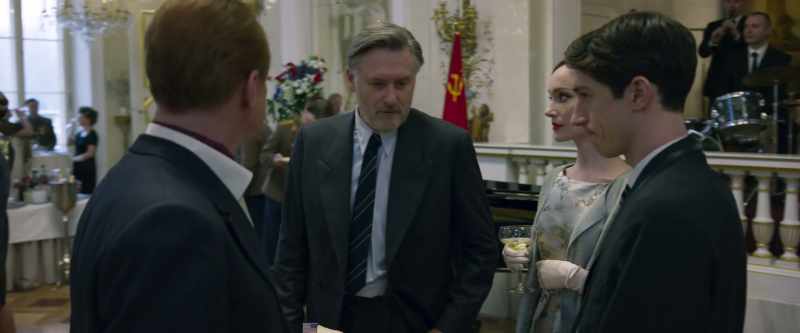 We have to get back to the Palace. - If you would just excuse me