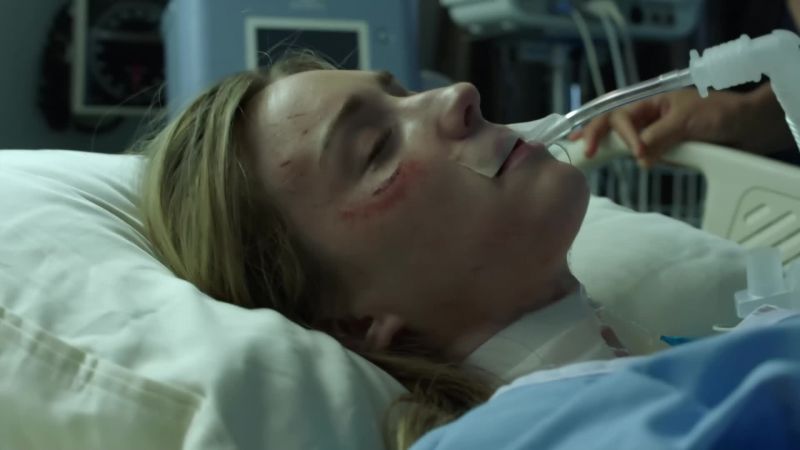 We need a doctor in here now!