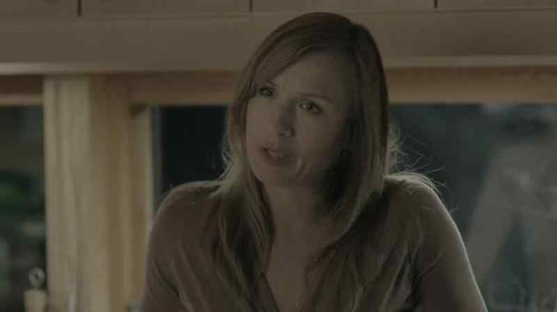 We need to talk to work things out. - I don't want to see you right now