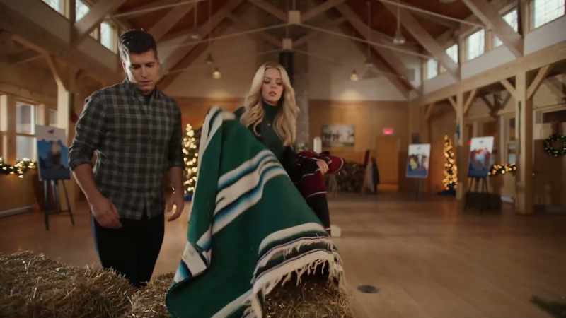 �� We sing Silent Night