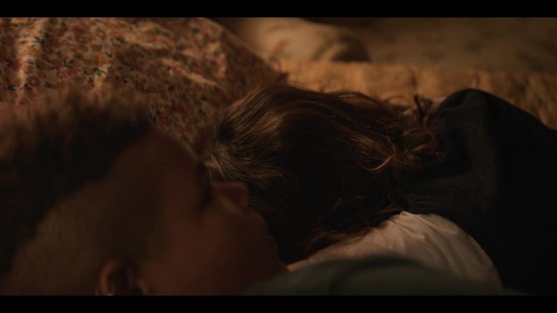 We slept together. - Jo!