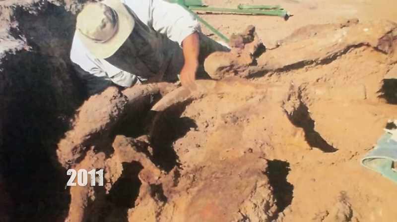 WE STARTED TO DIGGING