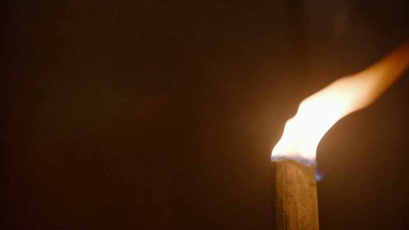 We still don't know how a photon can be both a particle