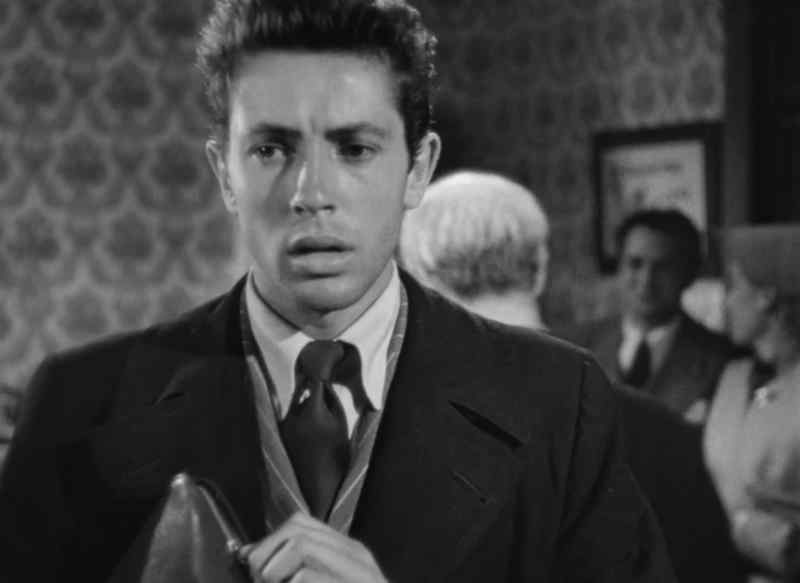 We want to get married. - We'd like to get married
