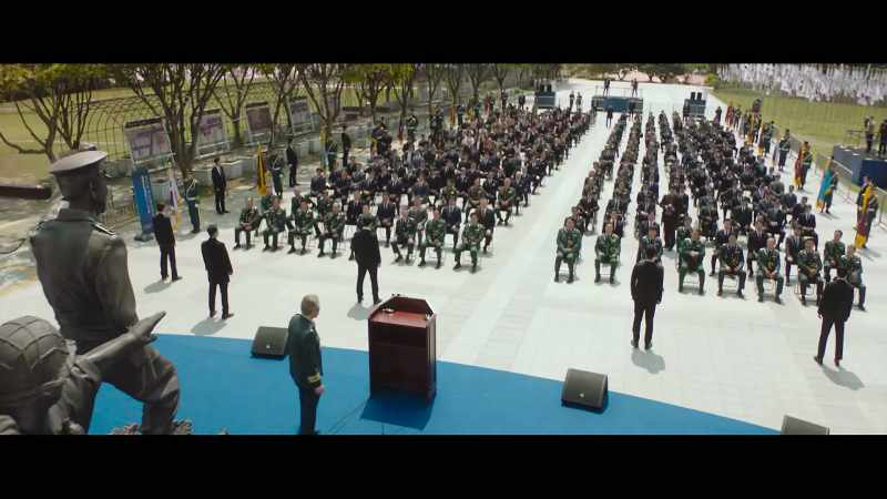 We will now hear Gen. Kim's commemorative speech