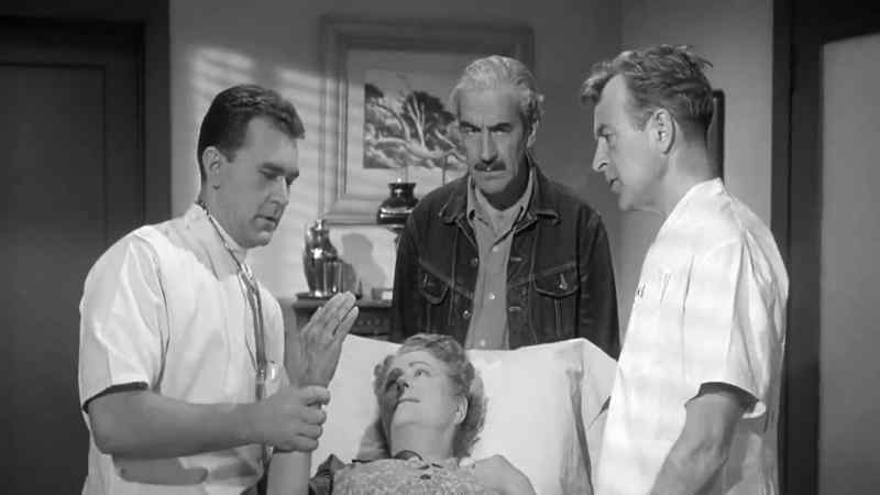 We'd better get that lung in here. All right
