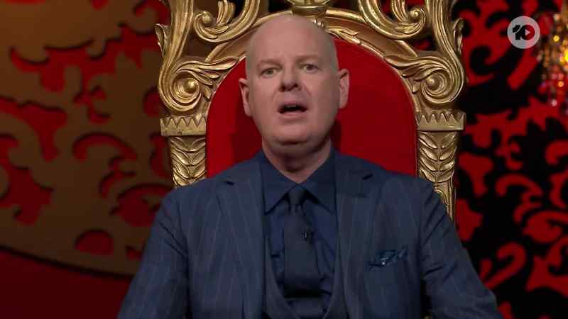 Welcome back to the first episode of Taskmaster