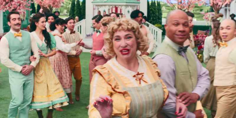 �� Welcome to our little town ♪