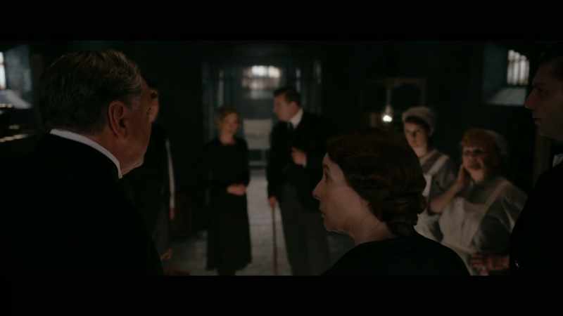 Well, come on, Daisy. -Will I pour wine