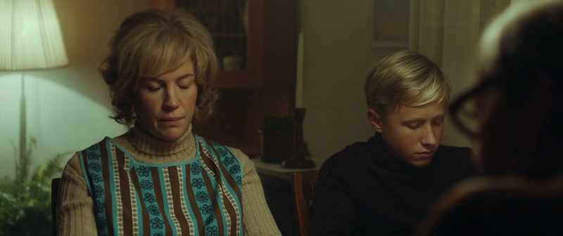 We'll have to sell your racket. - Rune, please
