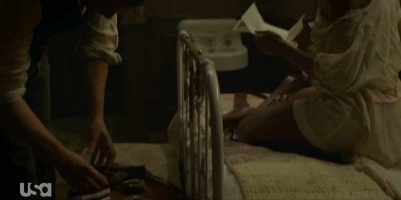 Well, hello, Sheriff. - Hello, Bess