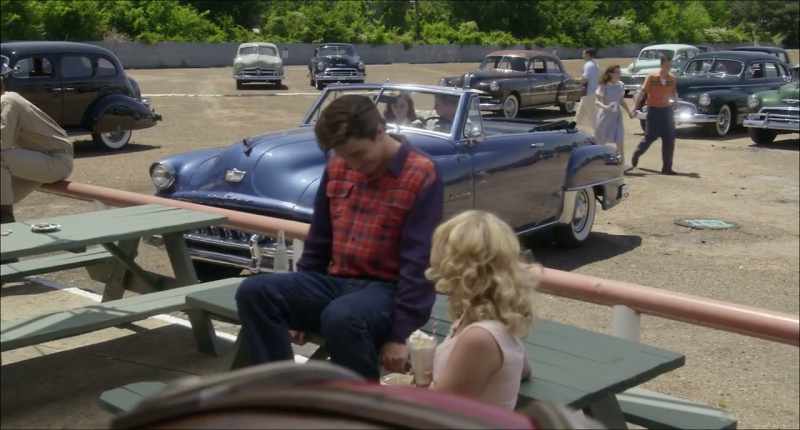 ��♪ Well, I met a pretty gal She was tall and thin