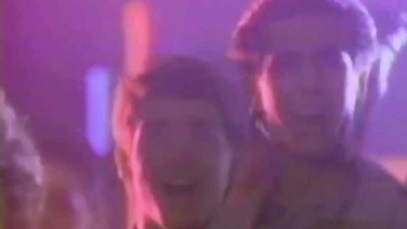 �� We're a whole new ♪