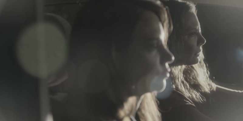 �� We're alone, we're alone ♪