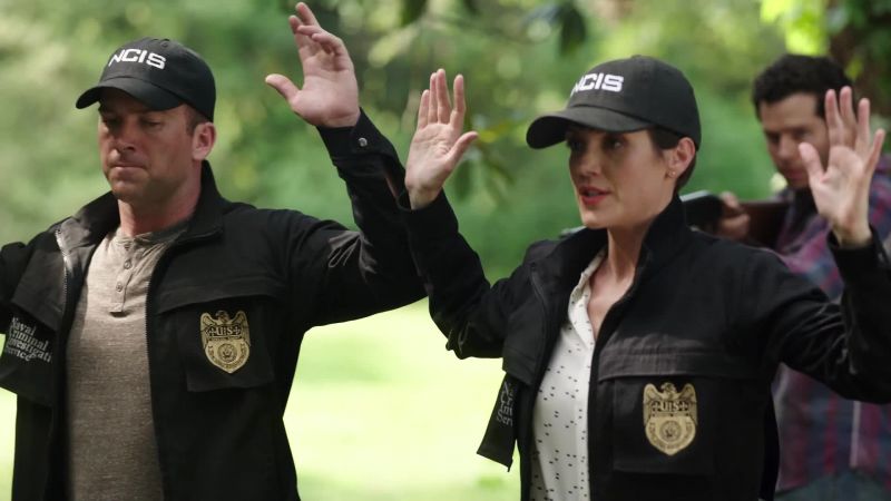We're federal agents
