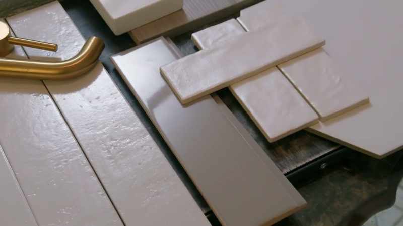 We're gonna do the white backsplash tile