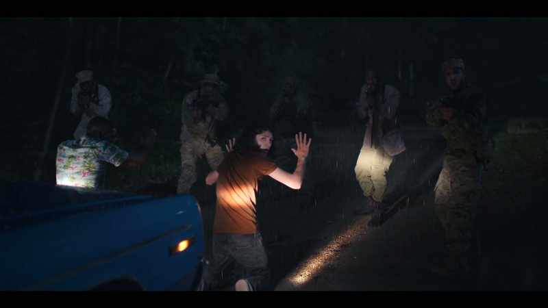 We're here to help. Okay? - Keep moving! Show me your hands! Go!