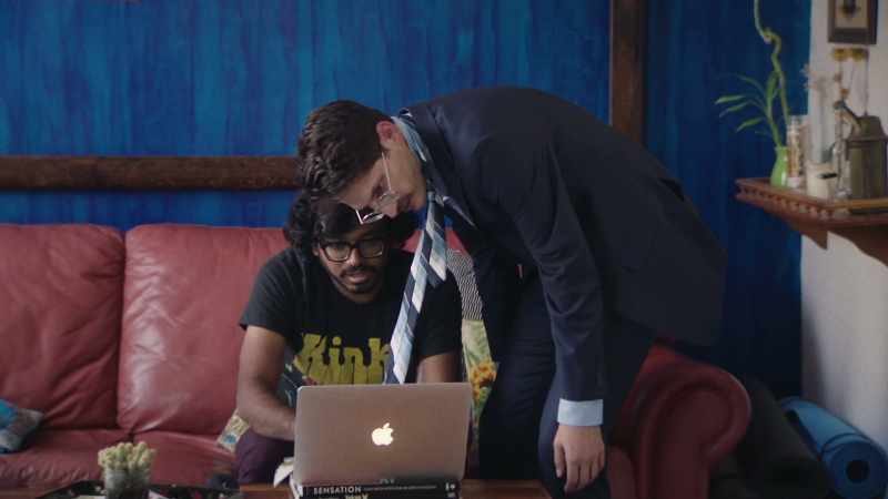 We're just gonna Google how to tie