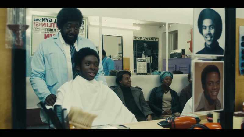 Whaa! See, all the African man love reggae