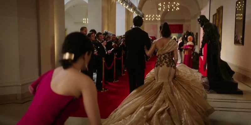 What a lovely gown!