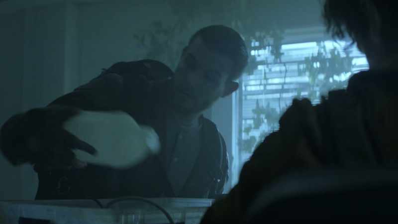 What about helping Iris and Hopefind their dad, huh?