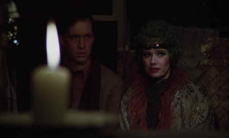 What are you doing here? - I dropped in to see Manuela