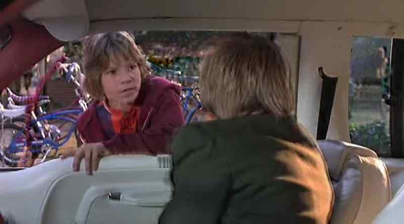 What are you doing here? -I got off early from work, Son