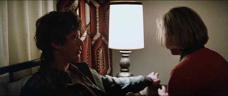 What are you doing? - I want to call my father