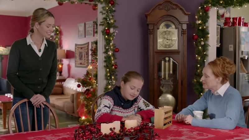 What are you doing now? - I'm planning my gift for Dad