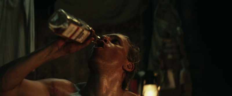 What are you doing? Wh... [GRUNTS] Hey! [GRUNTS]