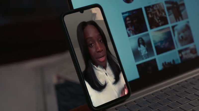 What did you find? - It brought up a photo