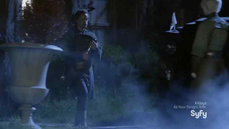 What do you think that goon's carrying