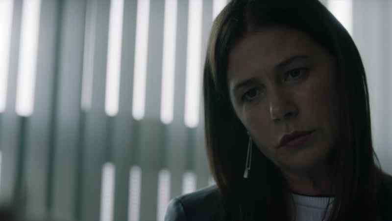 What happened to you? - Helen, I really need to sleep
