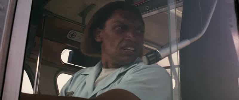 I'm a copLAPD There's a bomb on your busThere's a what FuckThere's a bomb on your bus Watch the road
