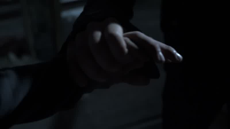No! What is... What the hell are you doing! It'll heal. - It still hurts! - And that's what keeps yo