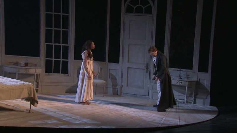 � What is it, like a puppet? ― No, it is a man, a functioning man!