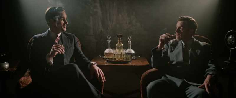What is it? -Well. Do you believe in ghosts?