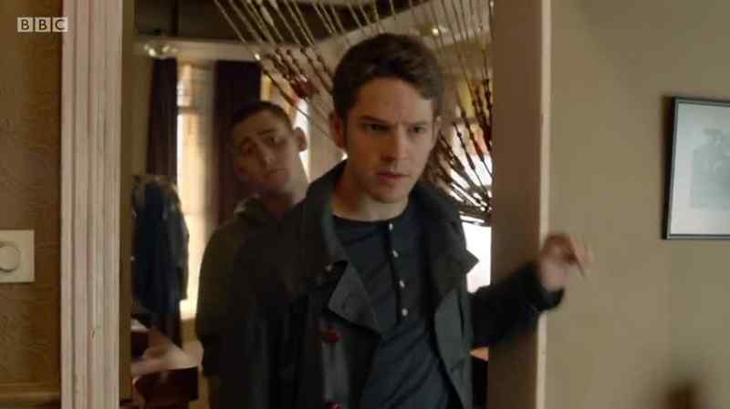 What is it? What's wrong? - Where's Oliver?